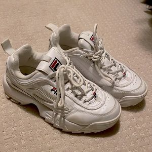 Like brand new fila disruptor